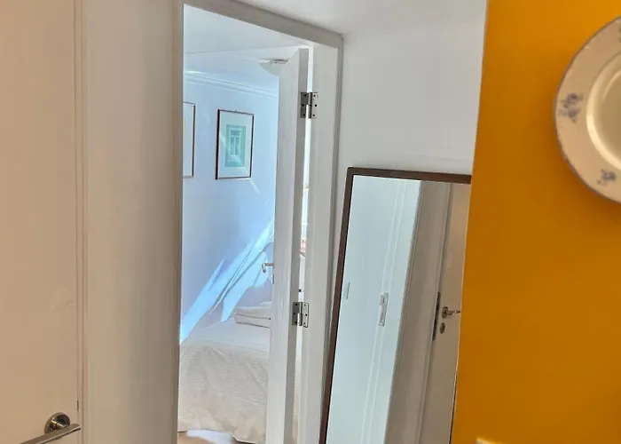 Apartment Farinhas - Authentic Flat Set In The Heart Of Lisbon